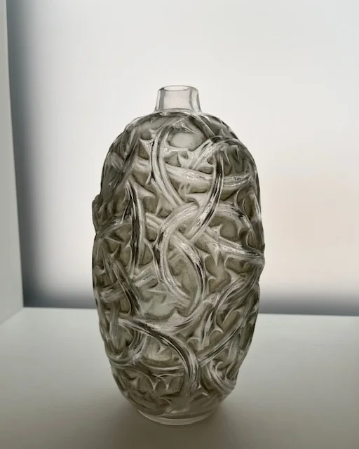René Lalique (1860-1945) — An attractive vase ‘Ronces’ by René Lalique